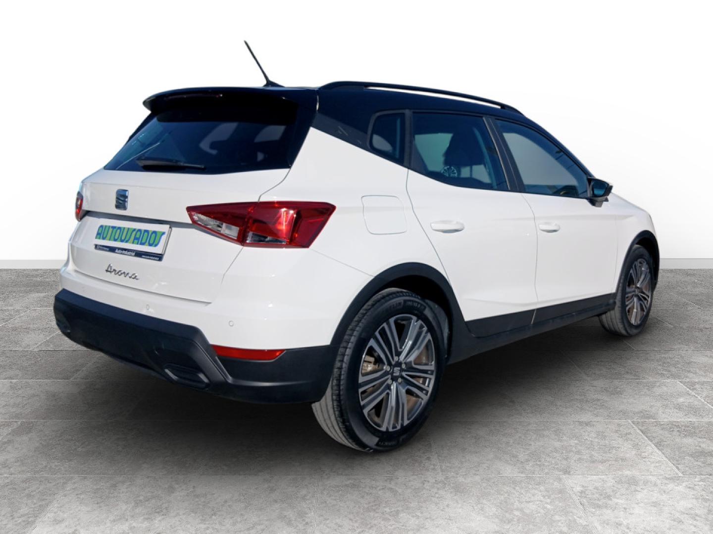 SEAT Arona 1.0 TSI STYLE 6v