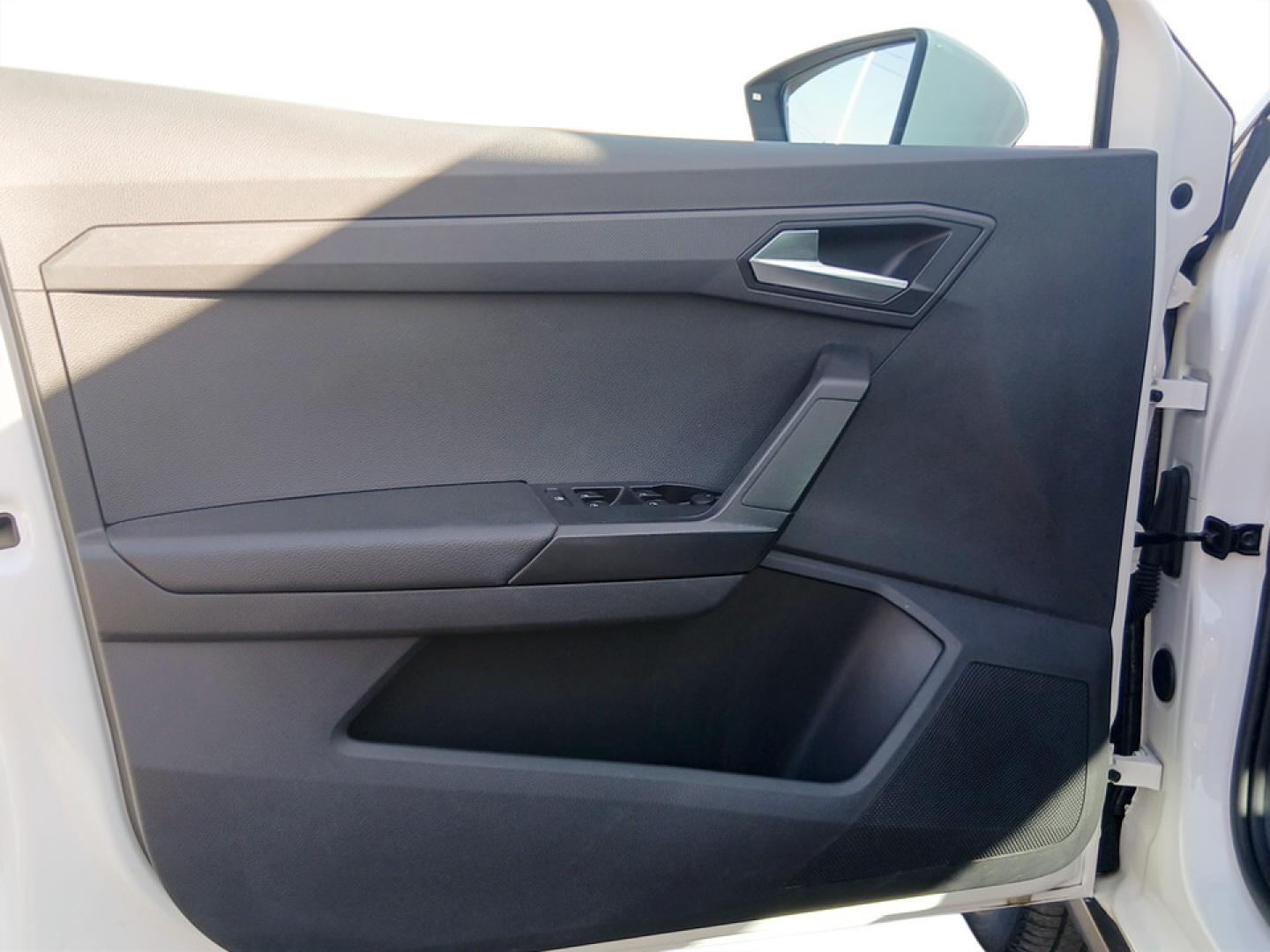 SEAT Arona 1.0 TSI STYLE 6v