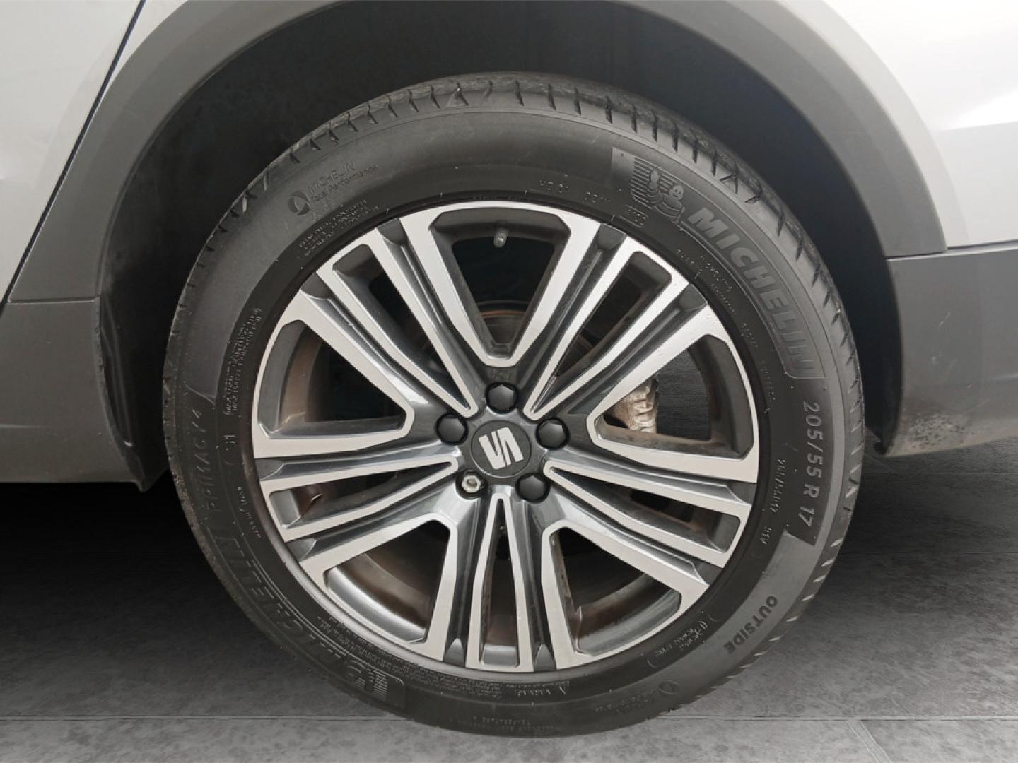SEAT Arona 1.0 TSI STYLE 6v