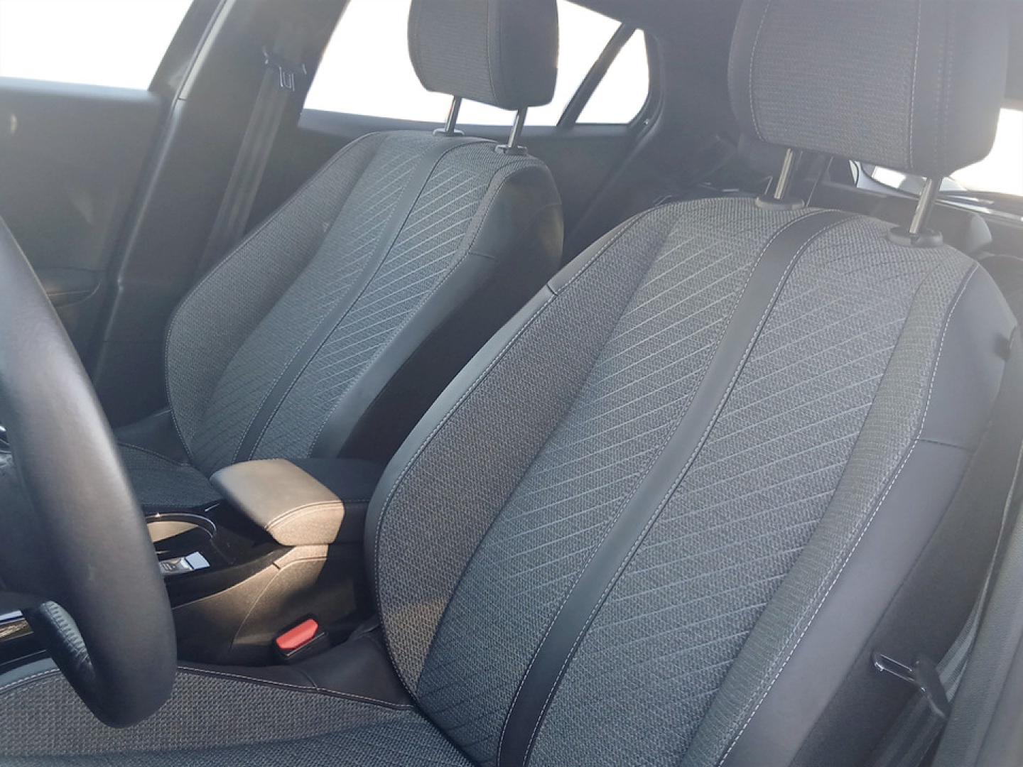 Peugeot 2008 1.2 Hybrid 145 Allure e-DCS6