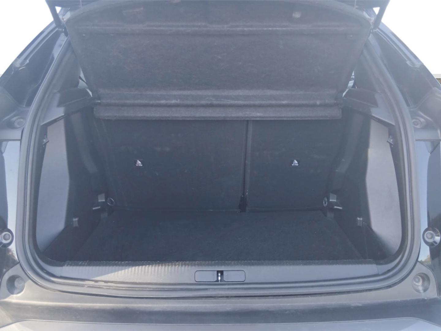 Peugeot 2008 1.2 Hybrid 145 Allure e-DCS6