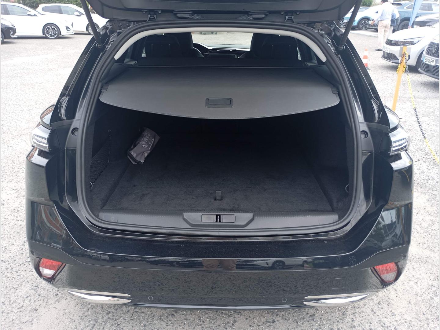 Peugeot 308 SW Allure 1.2 Hybrid 145cv e-DCS6