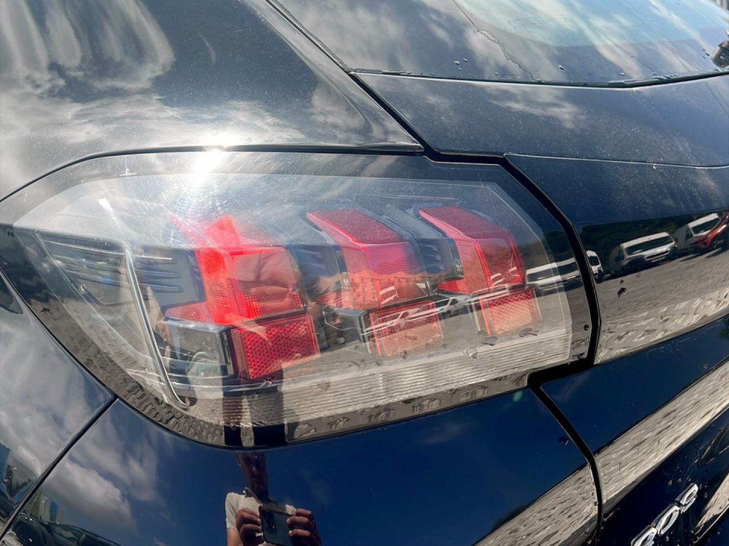 Peugeot 208 1.2 PureTech 75cv Active