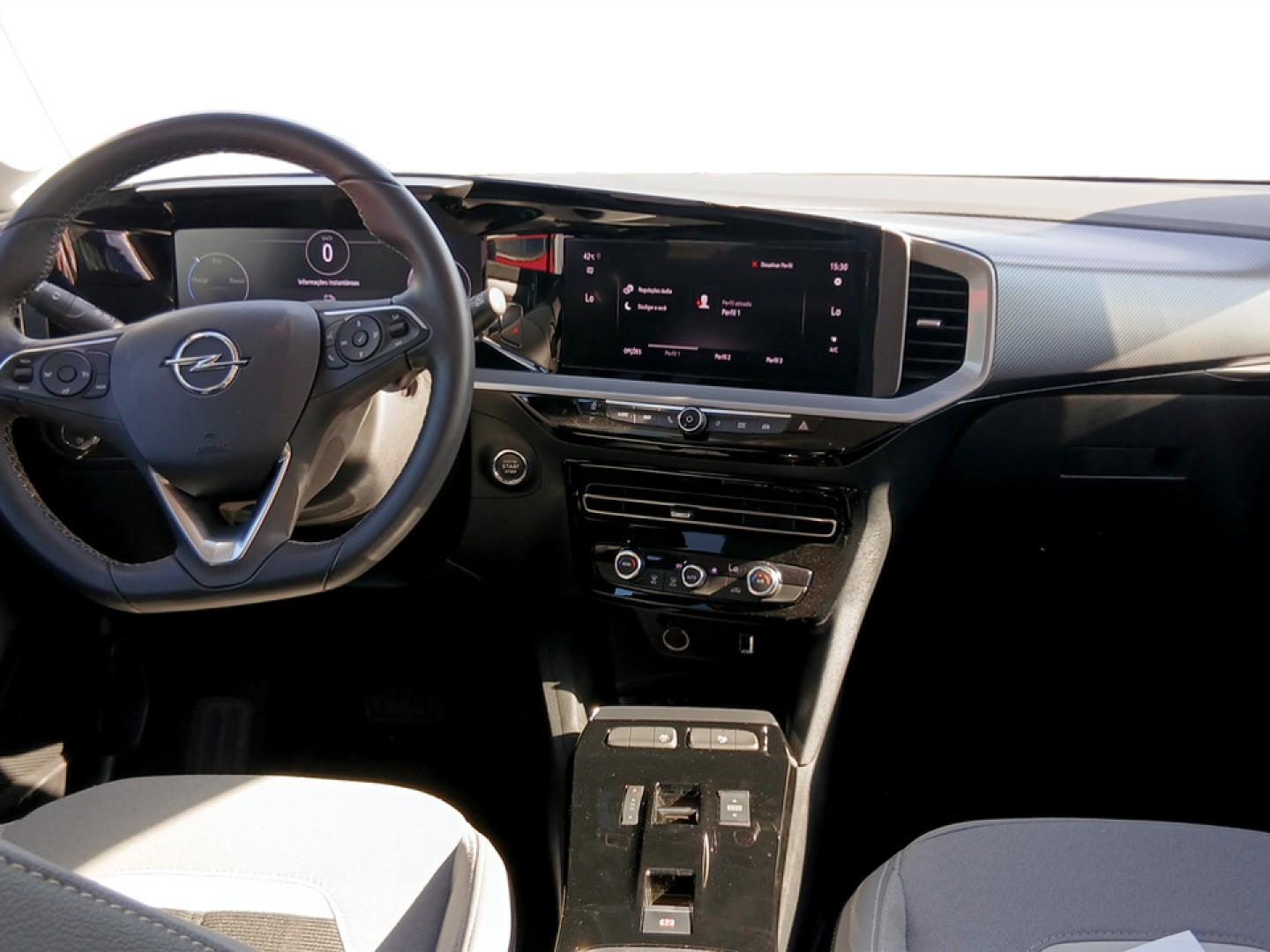 Opel Mokka 50 kwh Auto. Elegance