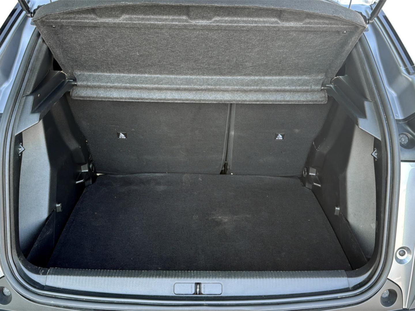Peugeot 2008 1.2 Hybrid 145 Allure e-DCS6