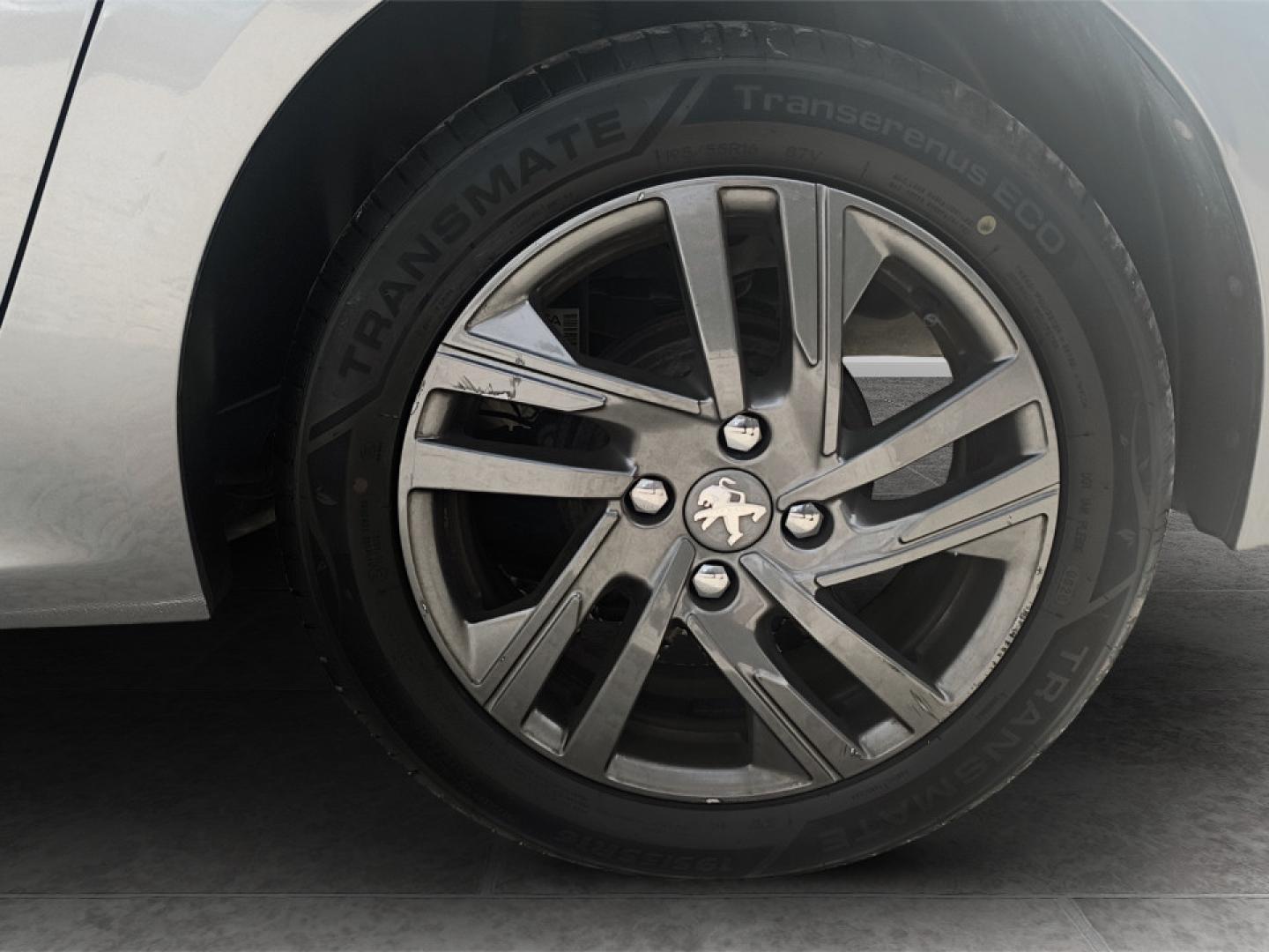 Peugeot 208 1.2 PureTech 75cv Active