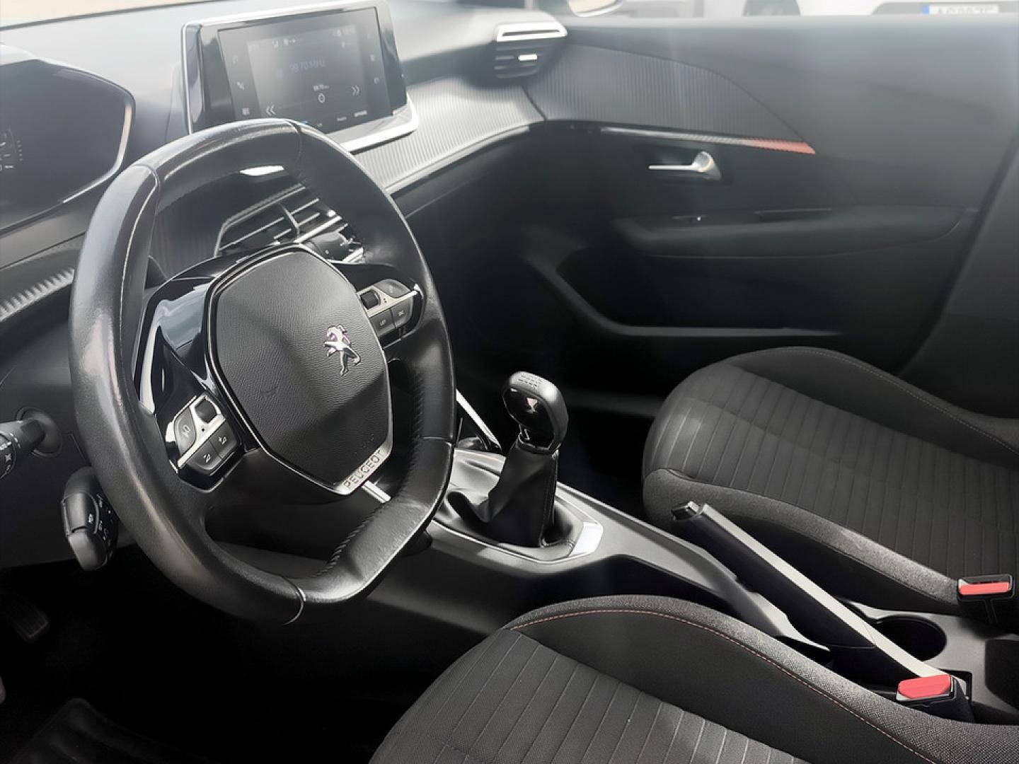 Peugeot 208 1.2 PureTech 75cv Active