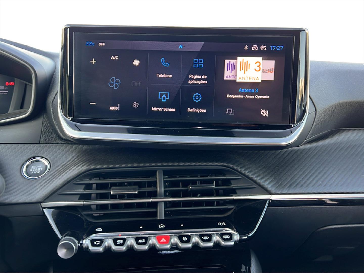 Peugeot e-2008 156 cv - Bateria 54 kWh Allure