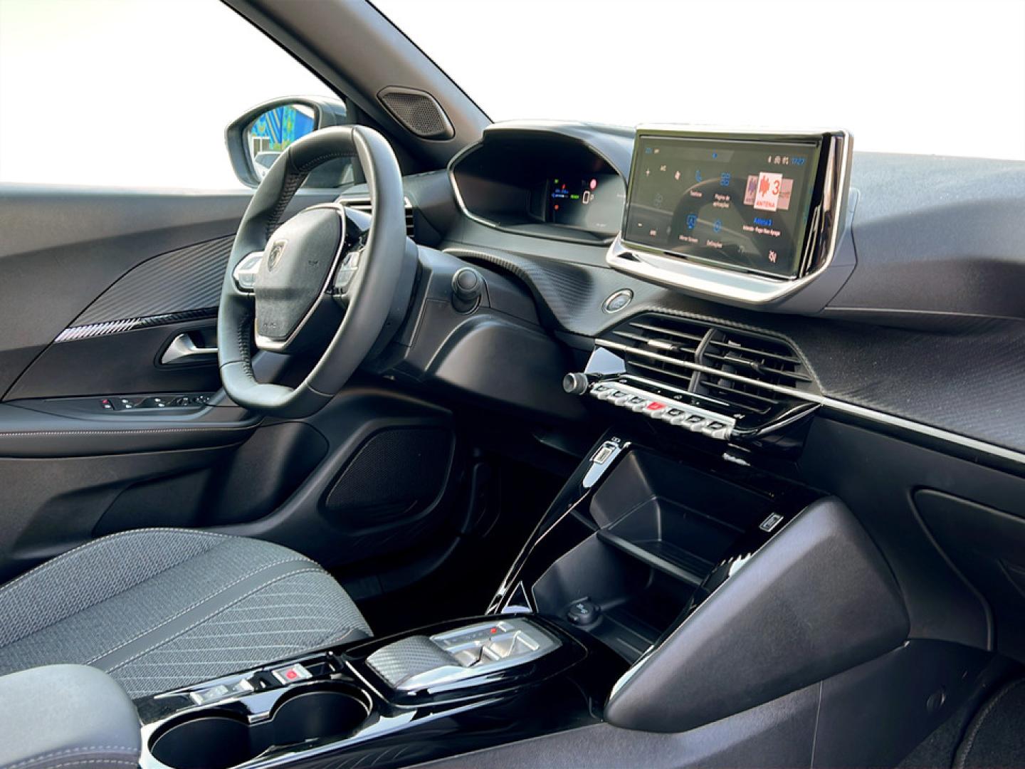 Peugeot e-2008 156 cv - Bateria 54 kWh Allure