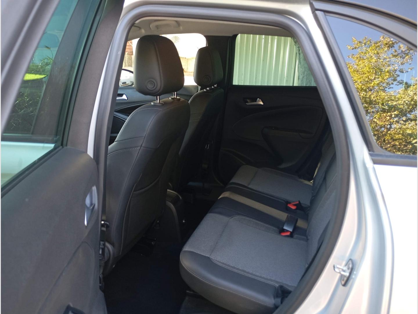 Opel Crossland 1.2T 110cv Elegance