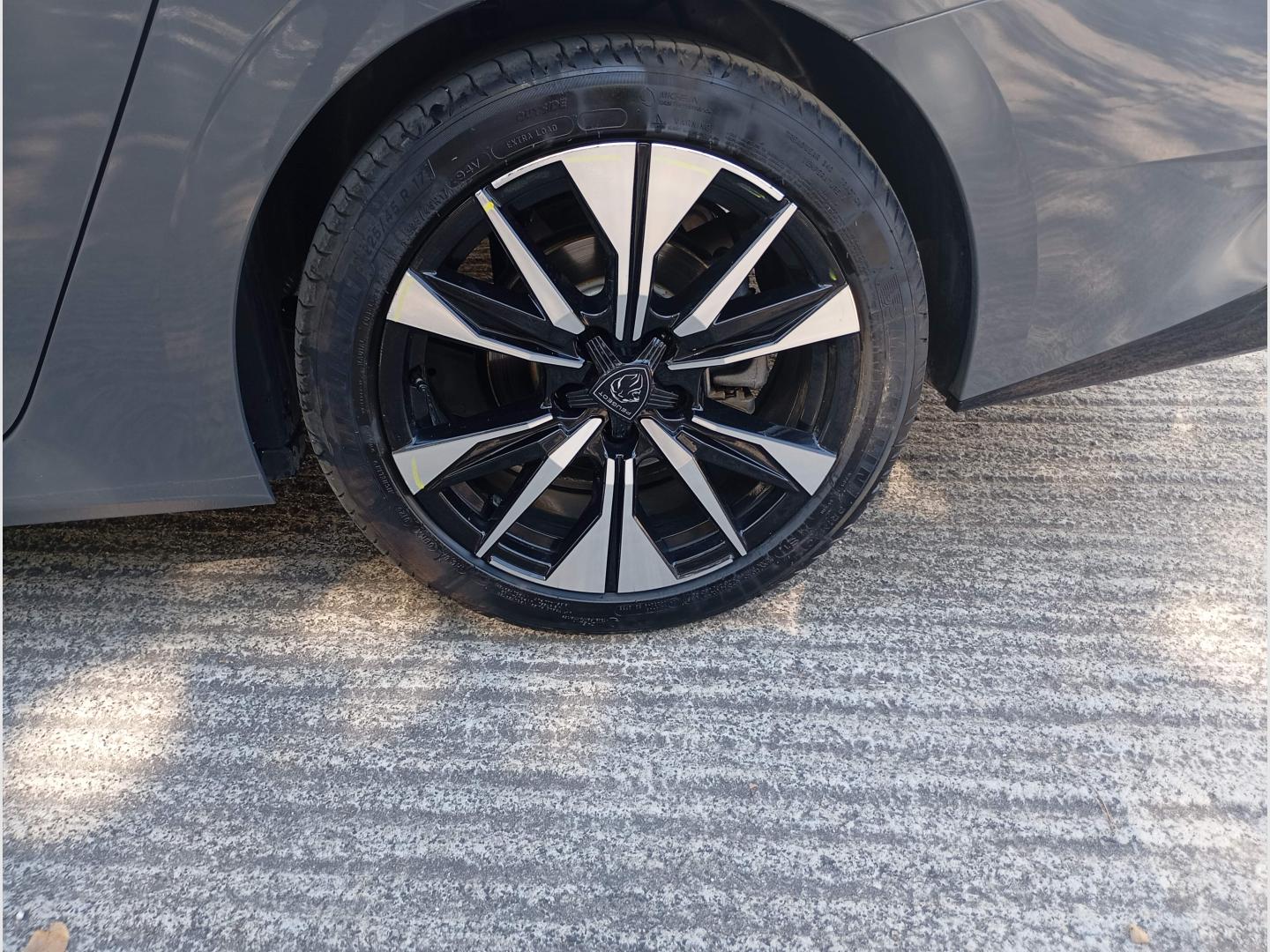 Peugeot 308 SW Allure 1.2 Hybrid 145cv e-DCS6