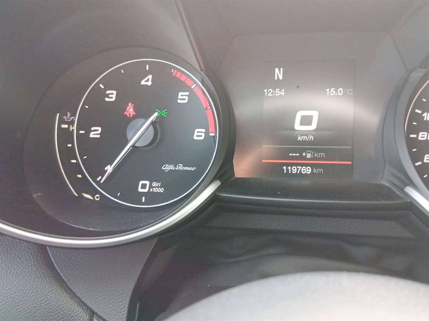 Alfa Romeo Giulia 2.2 Diesel 150cv Super MT6