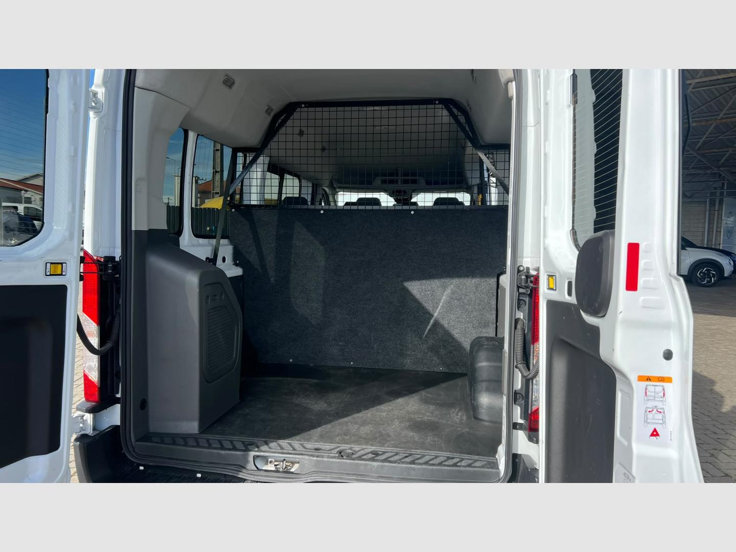 Ford Transit 2.0 TDCi 130cv 350 L3H2 Trend