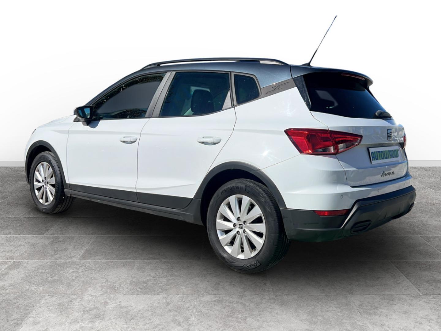 SEAT Arona 1.0 TSI STYLE 5v