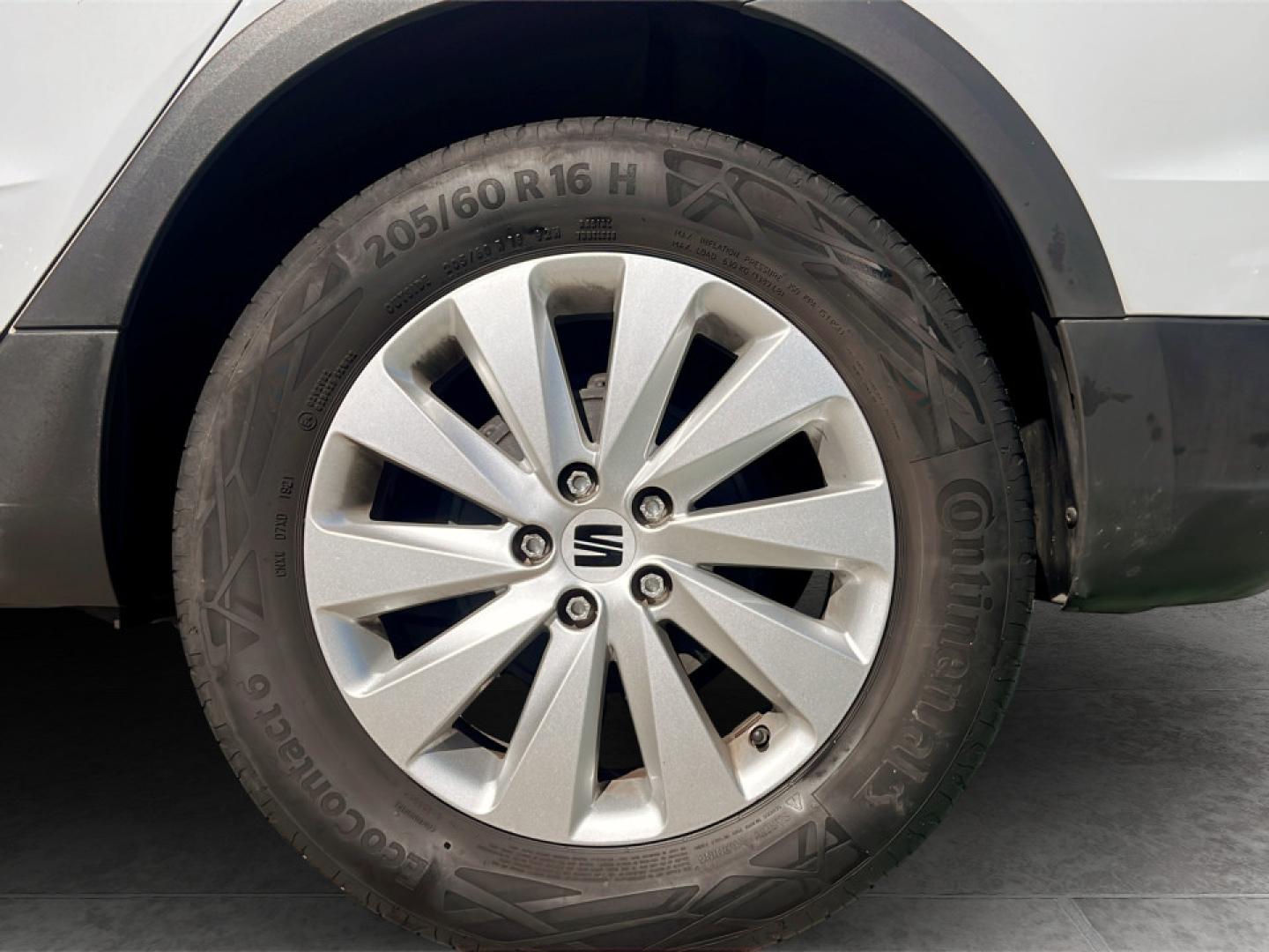 SEAT Arona 1.0 TSI STYLE 5v