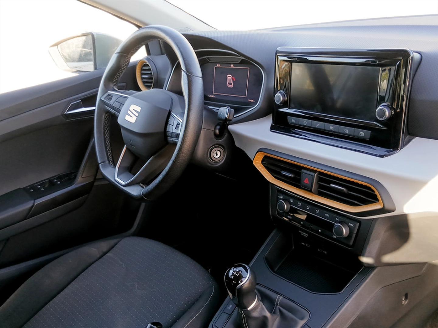 SEAT Ibiza 1.0 TSI STYLE 5v