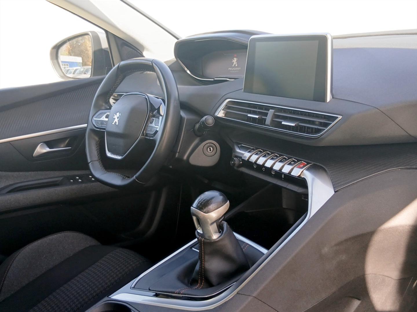 Peugeot 3008 Active 1.5 BlueHDi 130cv Euro 6.2d