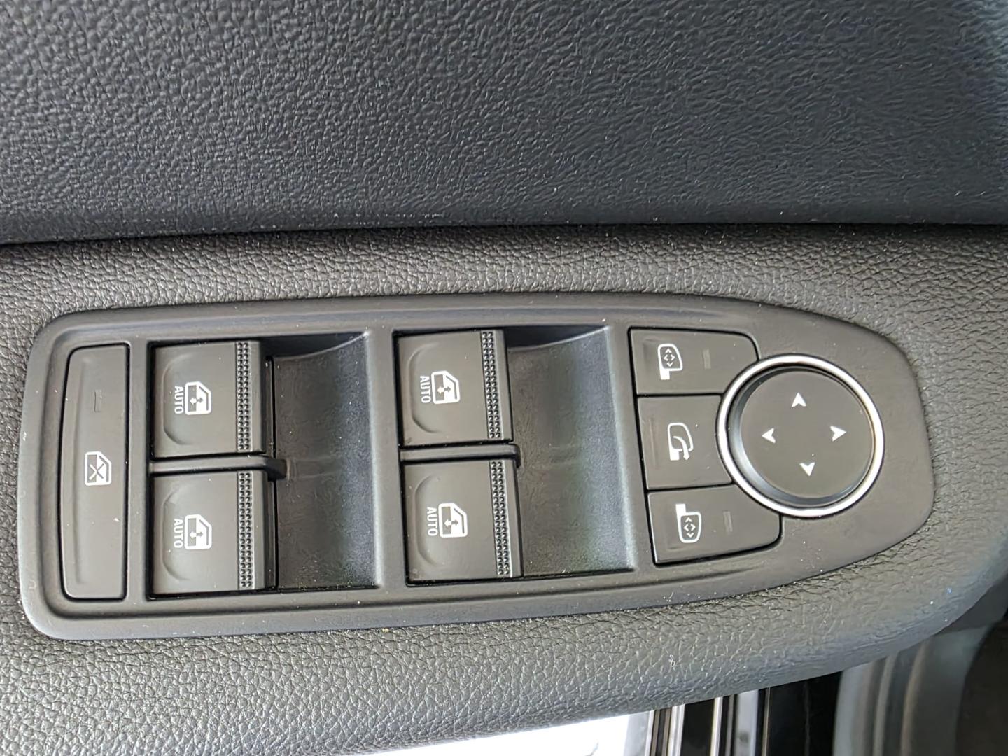 Mitsubishi Colt 1.0 MPI-T 6MT Kaiteki