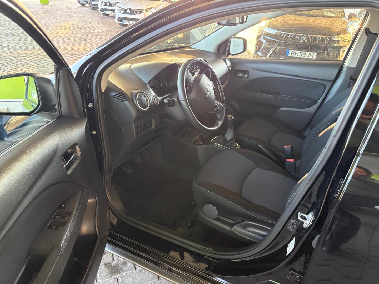 Mitsubishi Space Star 1.2 Connect Edition