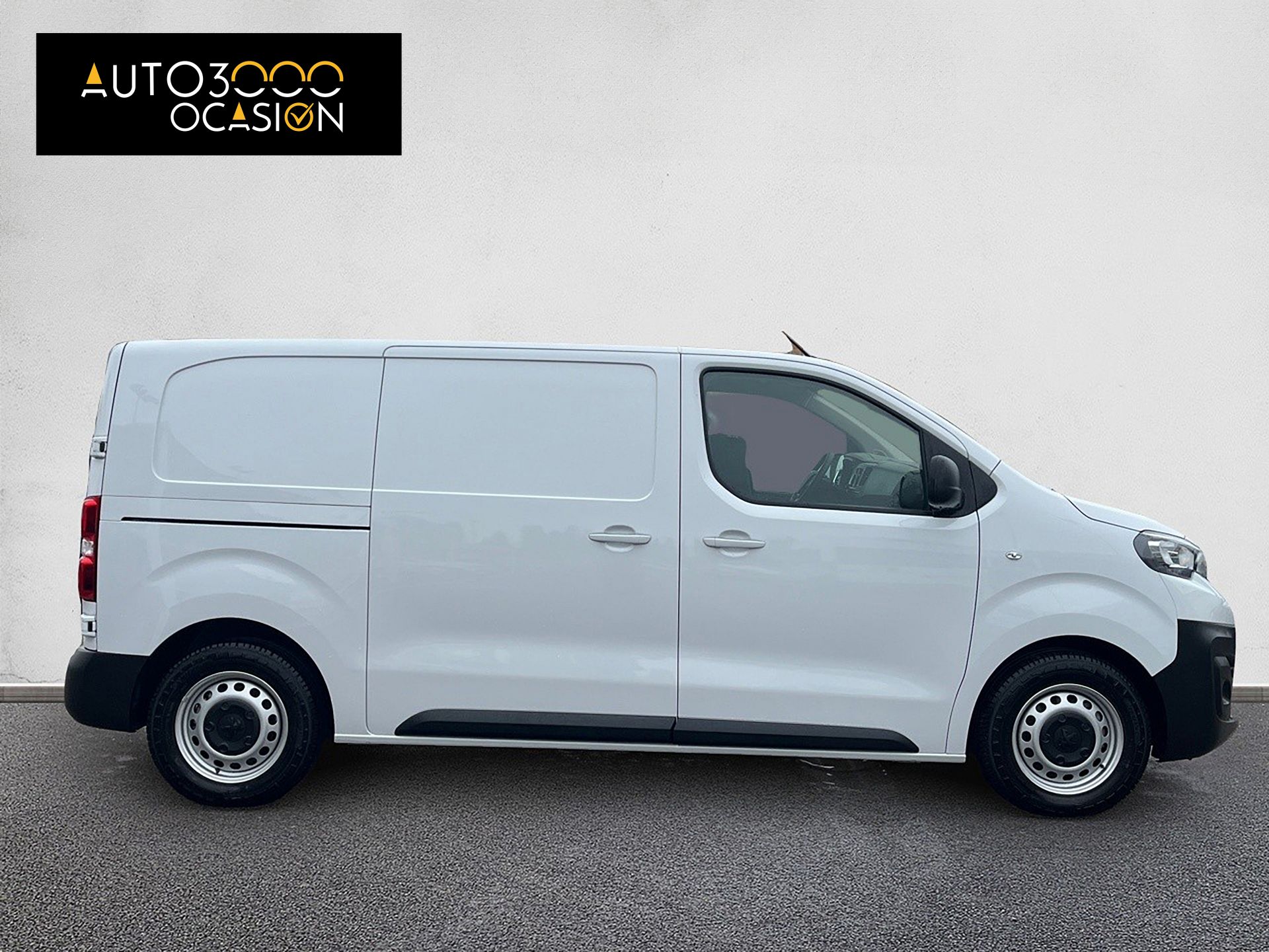 Peugeot Expert e-Expert Furgón 100kW Batería 75kWh Std