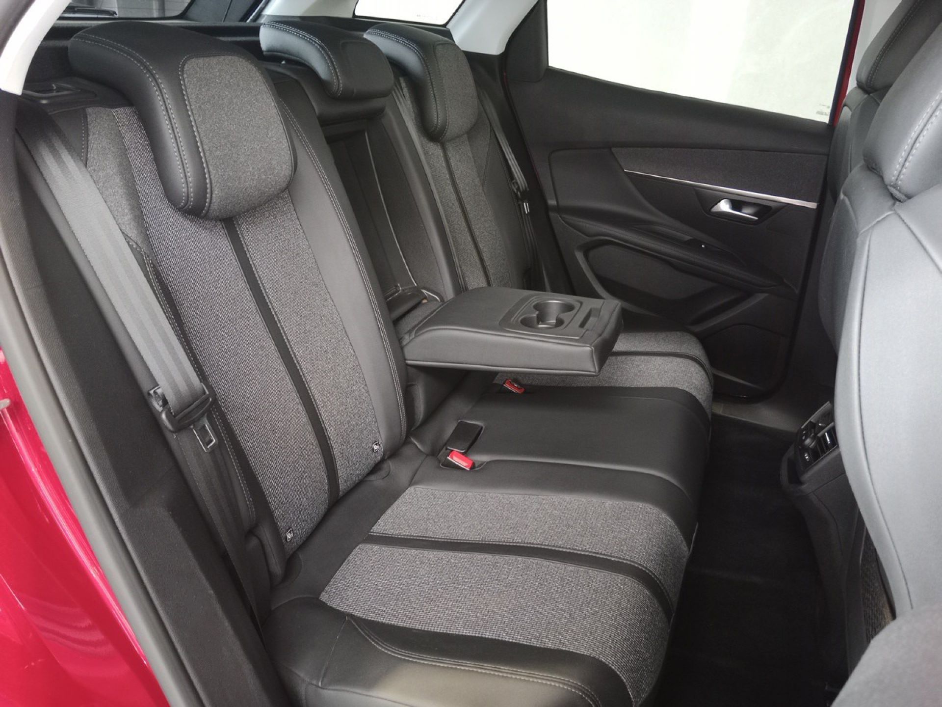 Peugeot 3008 1.2 PureTech 96KW S&S Allure EAT8