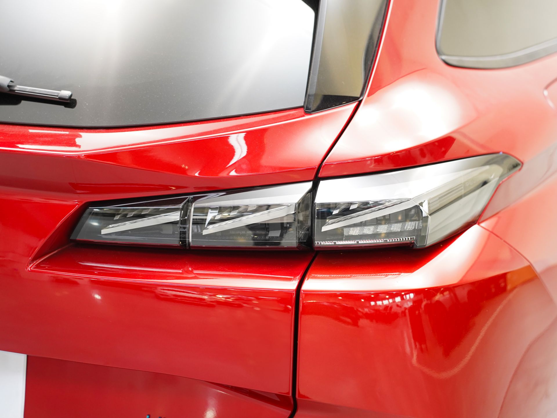 Peugeot 308 SW GT Hybrid PHEV 180 e-EAT8