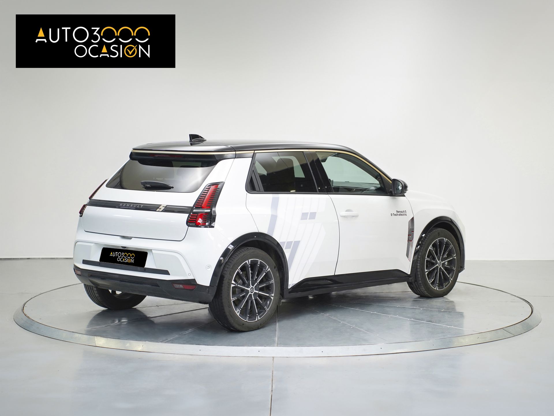 Renault 5 iconic cinq 150 cv autonomía comfort