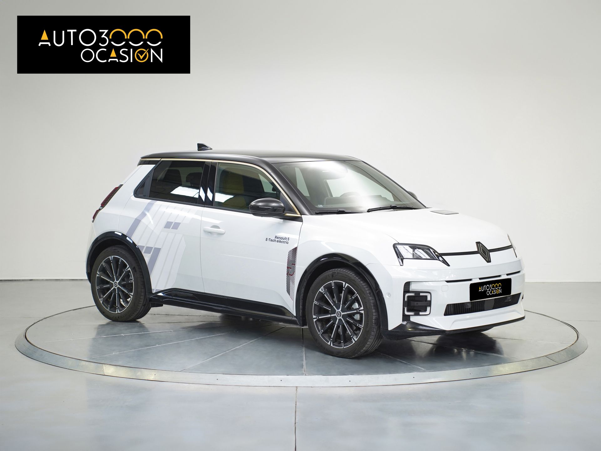 Renault 5 iconic cinq 150 cv autonomía comfort