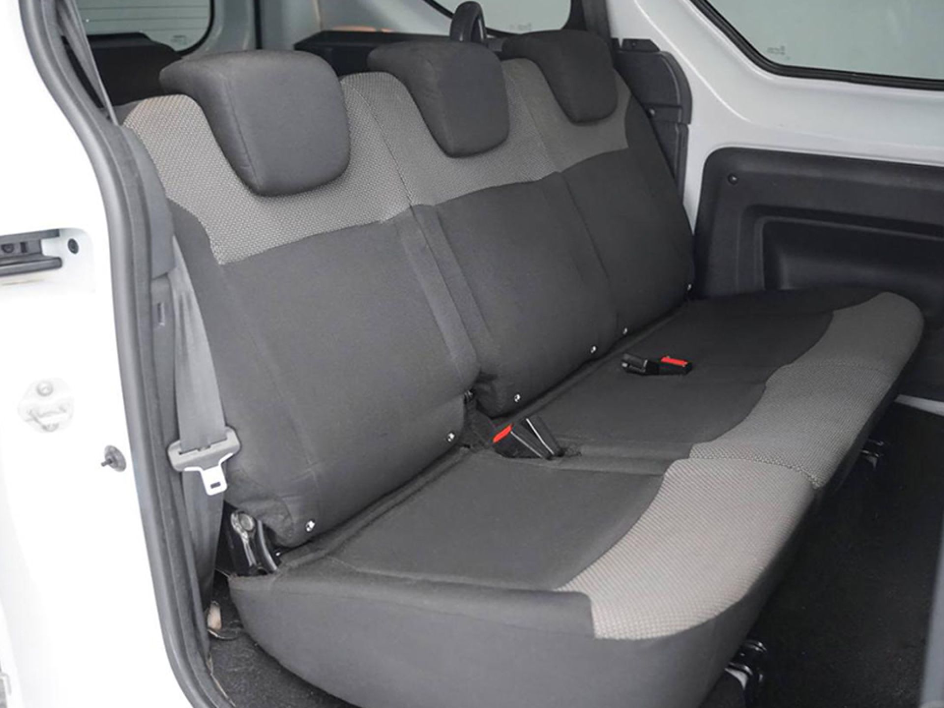 Dacia Dokker Essential Blue dCi 70kW (95CV) N1