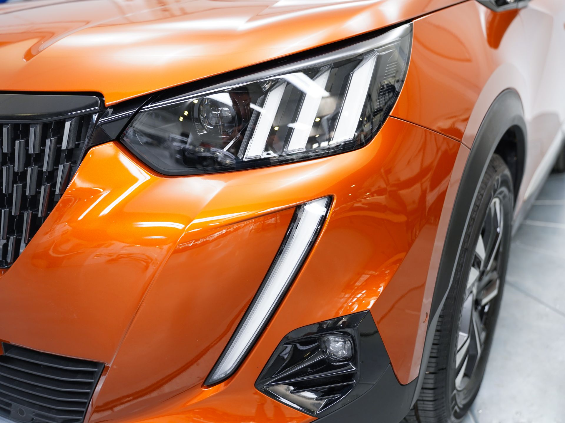 Peugeot 2008 GT Puretech 130 S&S BVM6