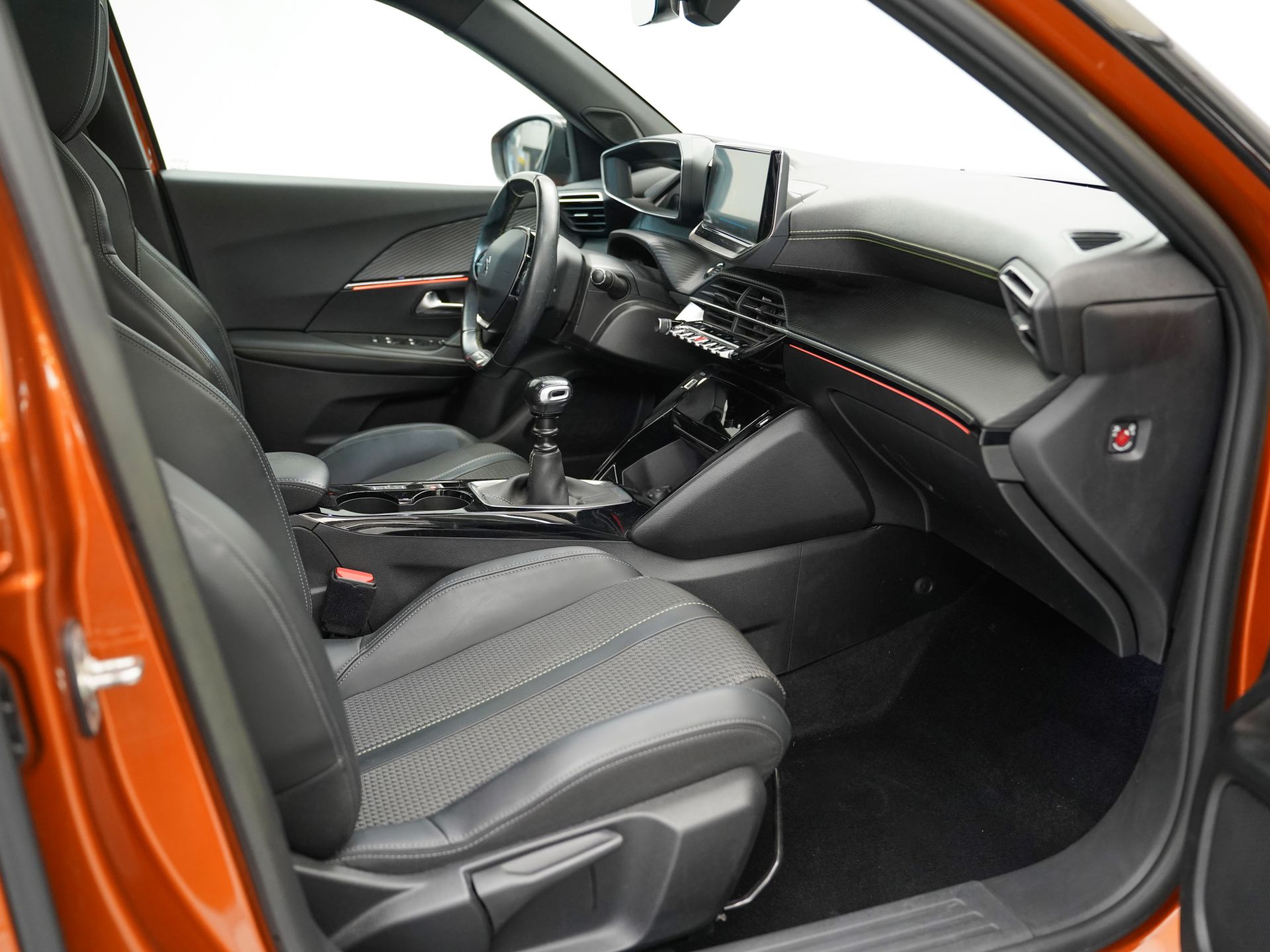 Peugeot 2008 GT Puretech 130 S&S BVM6