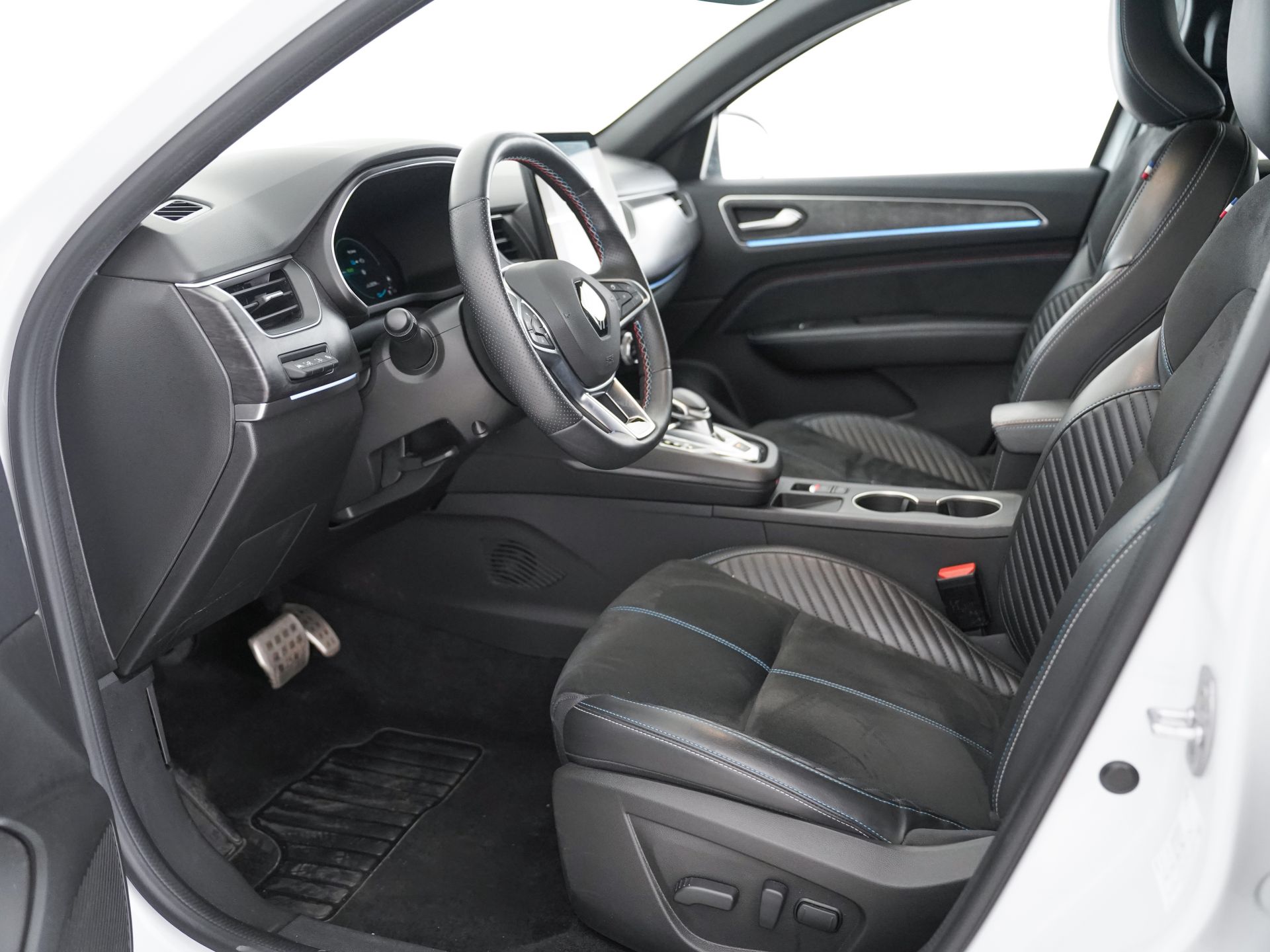 Renault Arkana Esprit Alpine E-TECH full hybrid 105kW