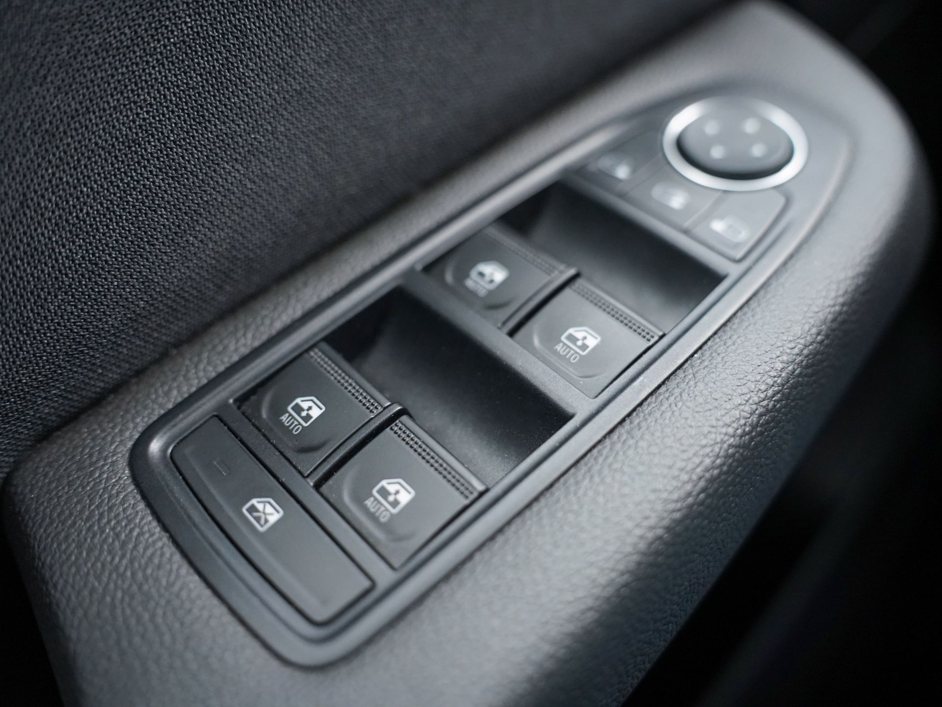 Renault Clio esprit Alpine E-Tech 145 (103kw)