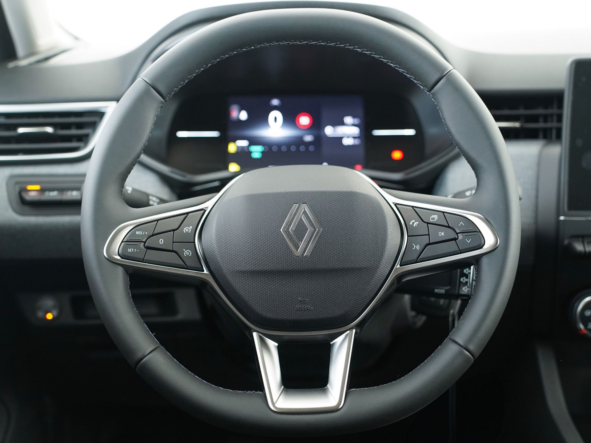 Renault Clio Evolution TCe 100 (74kw) GLP