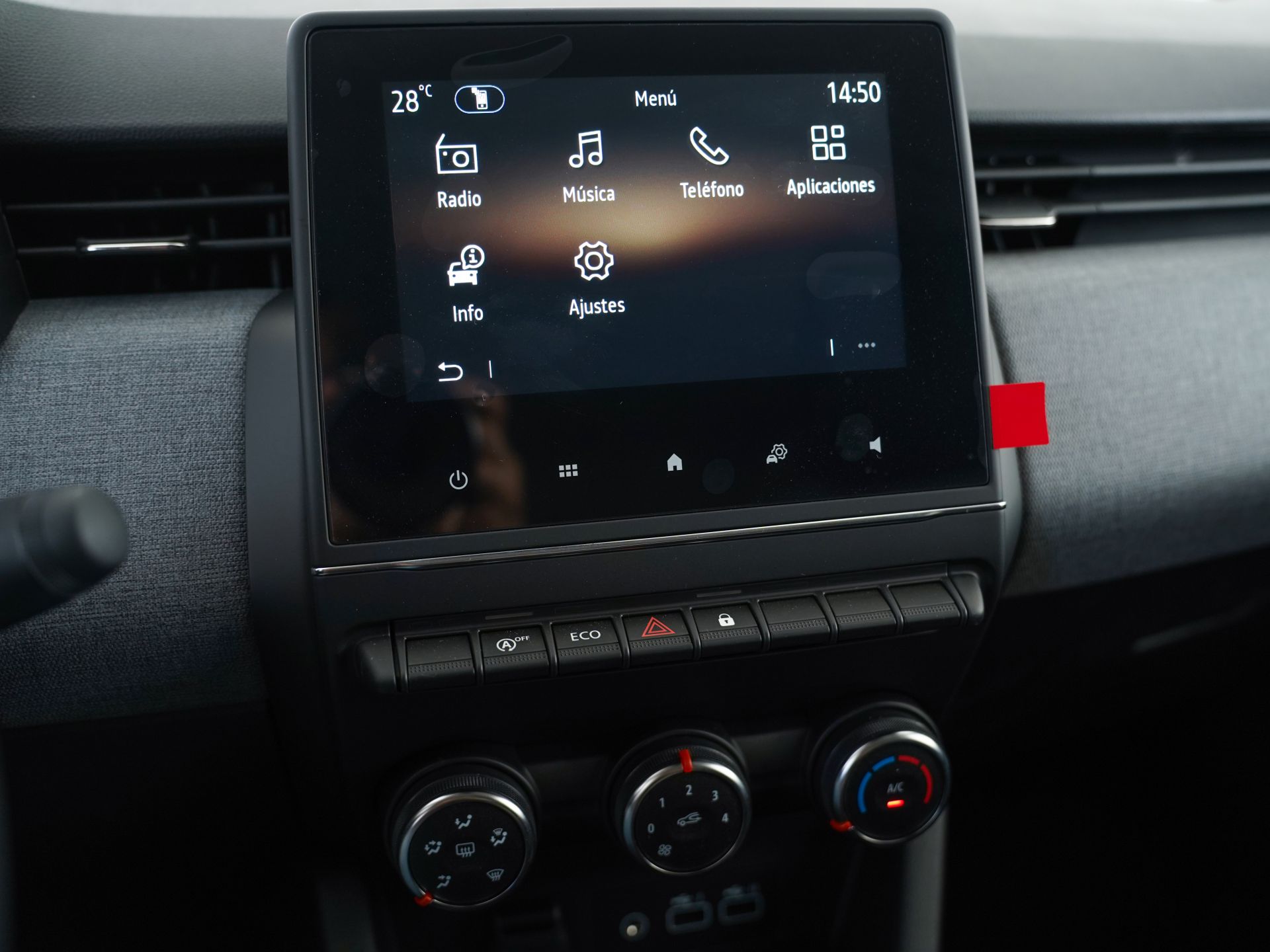 Renault Clio Evolution TCe 100 (74kw) GLP