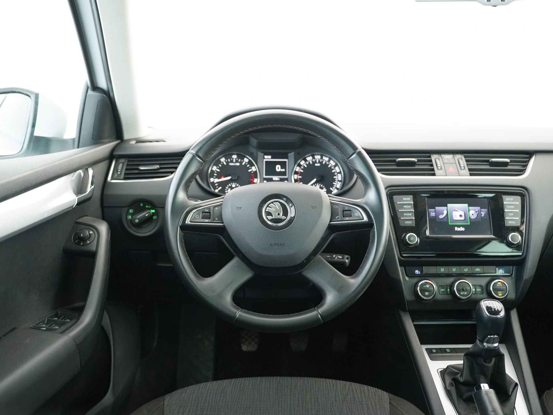 Skoda Octavia 1.4 TSI 140cv Elegance