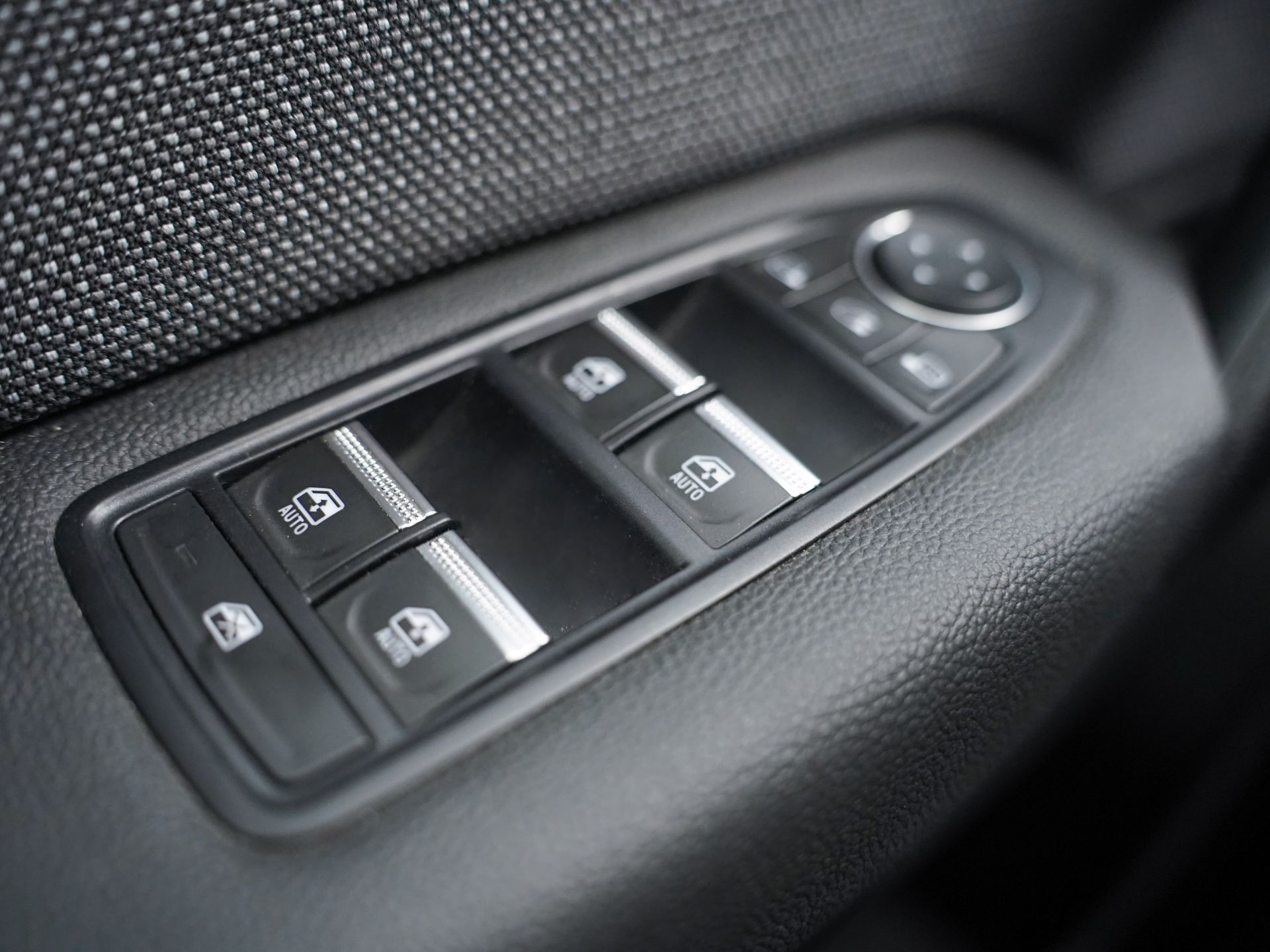 Renault Captur techno Eco-G 100cv (74 kW)