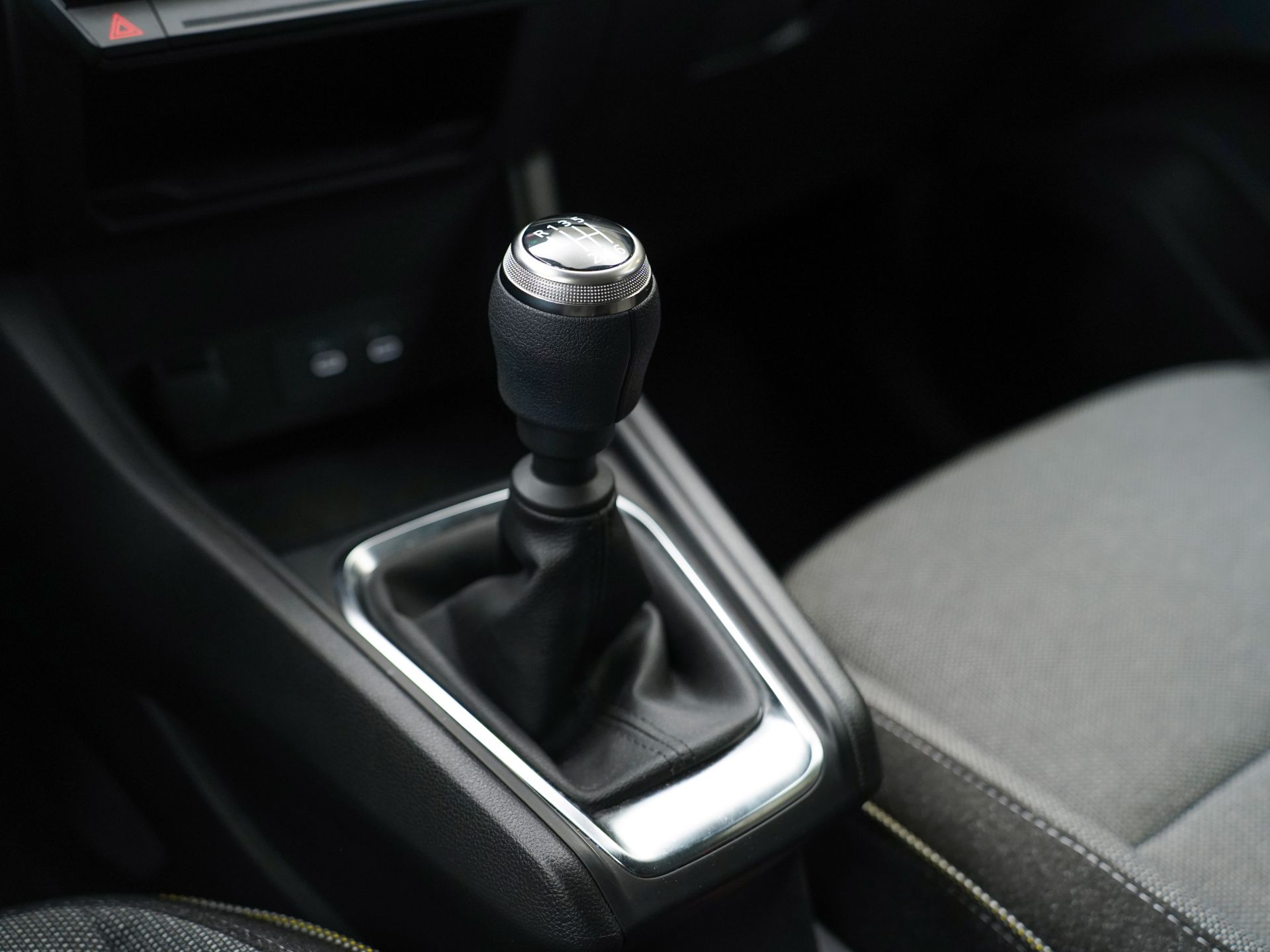 Renault Captur techno Eco-G 100cv (74 kW)