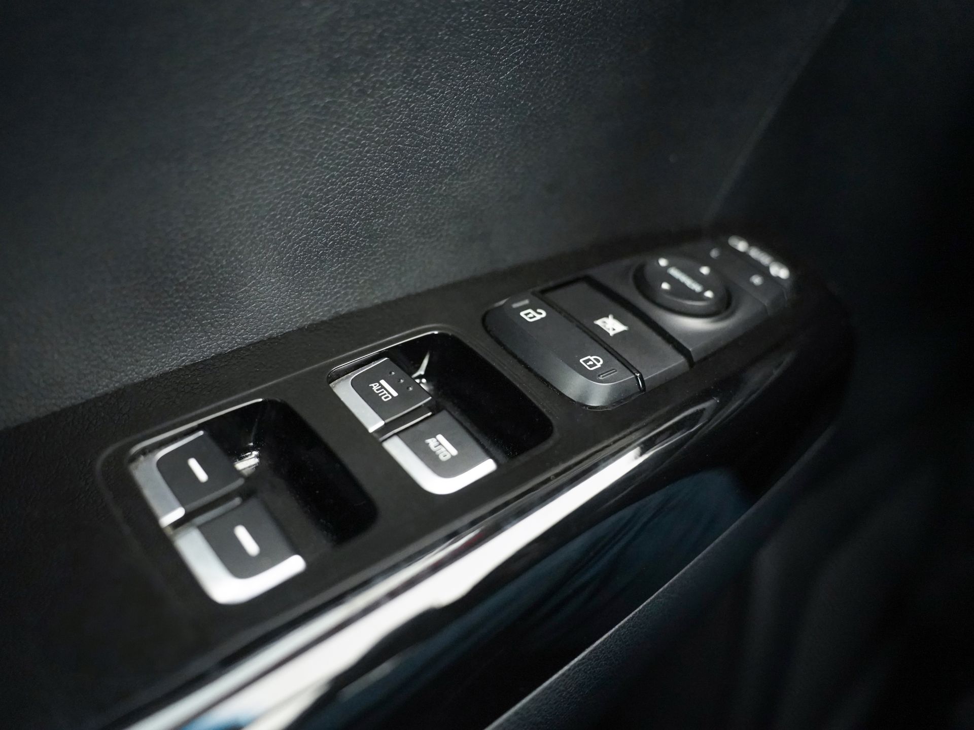 Kia Sportage 1.6 MHEV Black Edition 100kW (136CV) 4x2