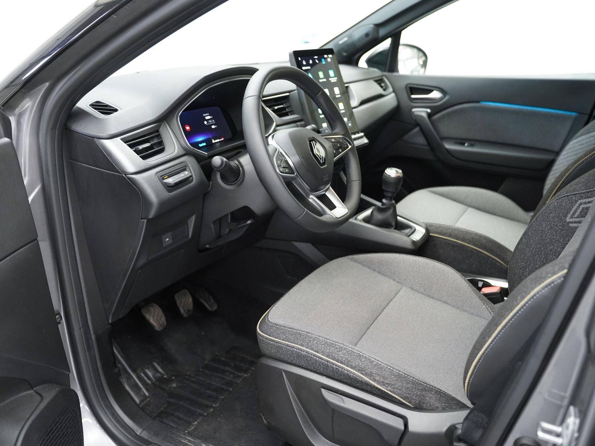 Renault Captur techno Eco-G 100cv (74 kW)