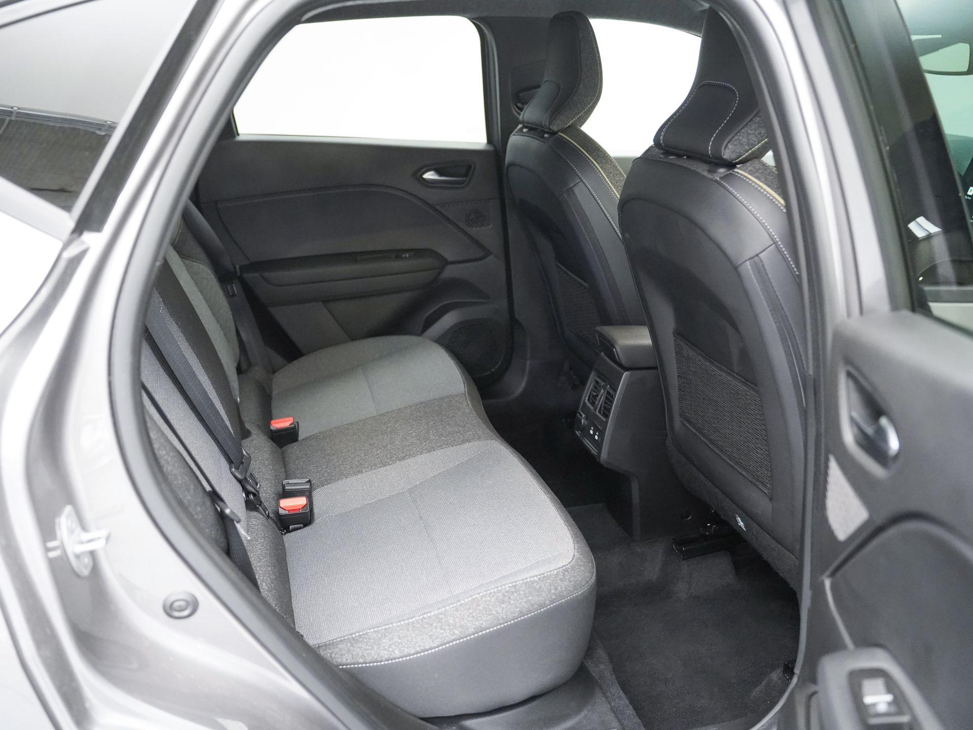 Renault Captur techno Eco-G 100cv (74 kW)