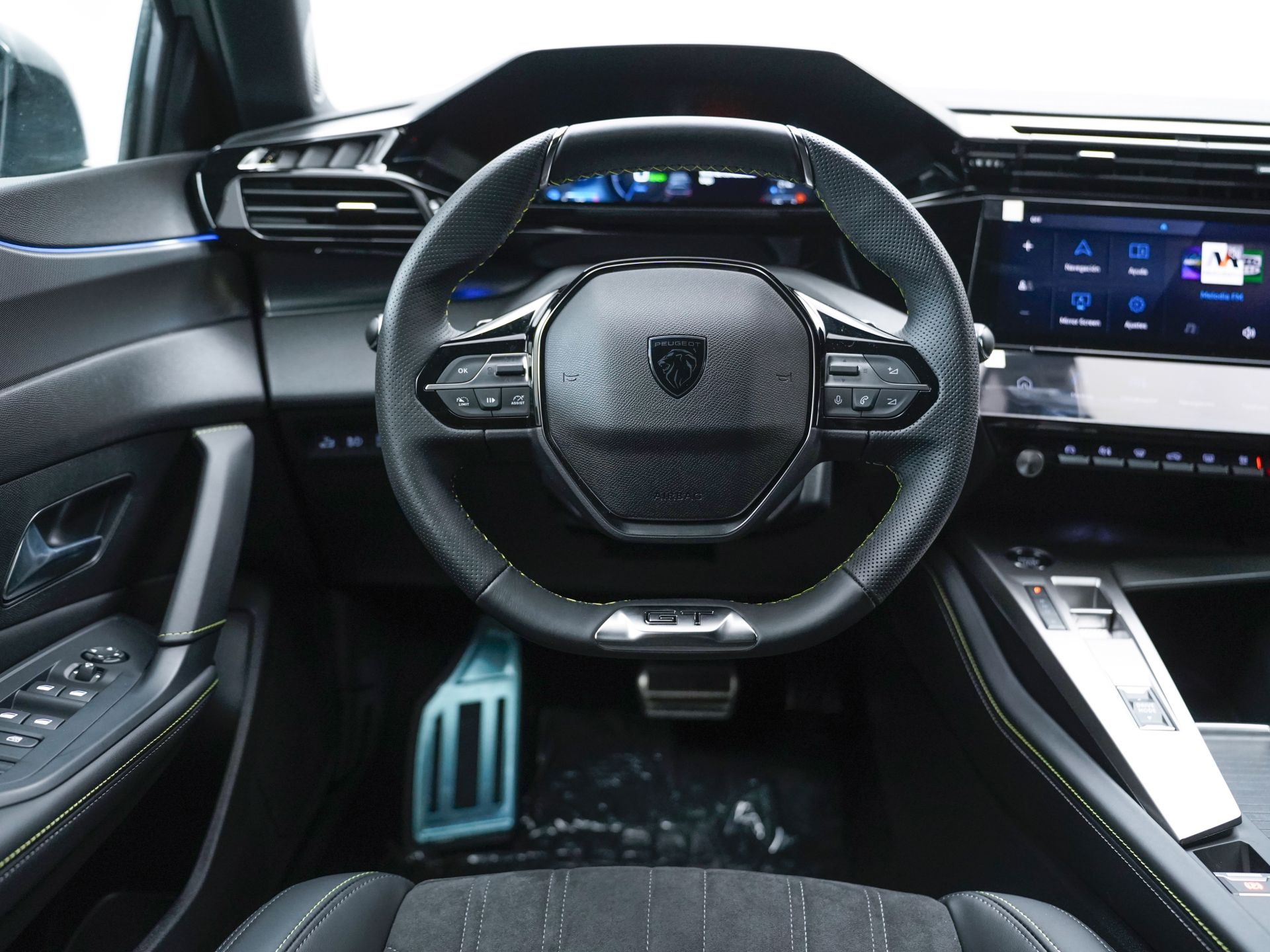 Peugeot 308 5P GT Hybrid PHEV 180 e-EAT8