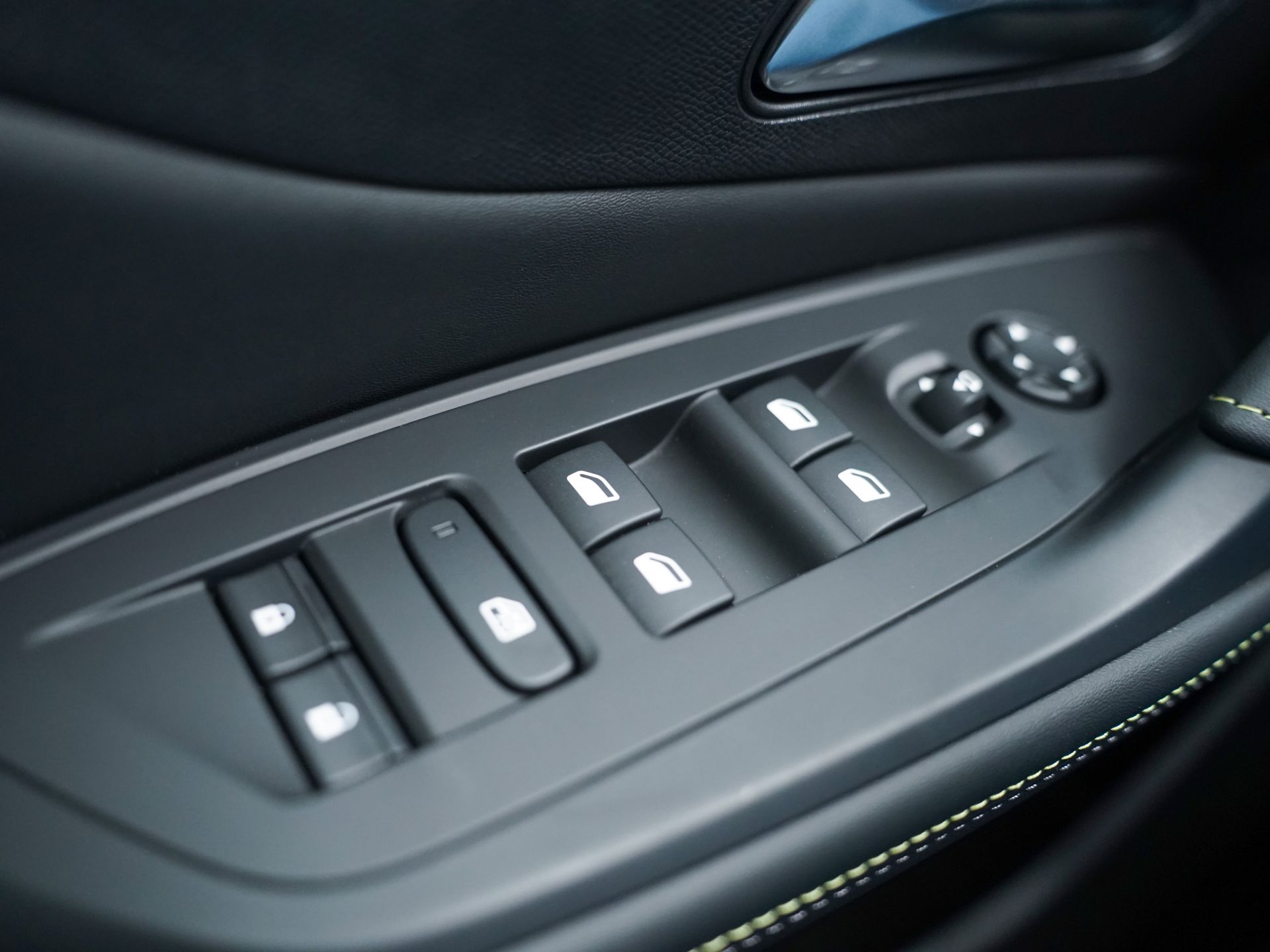 Peugeot 308 5P GT Hybrid PHEV 180 e-EAT8