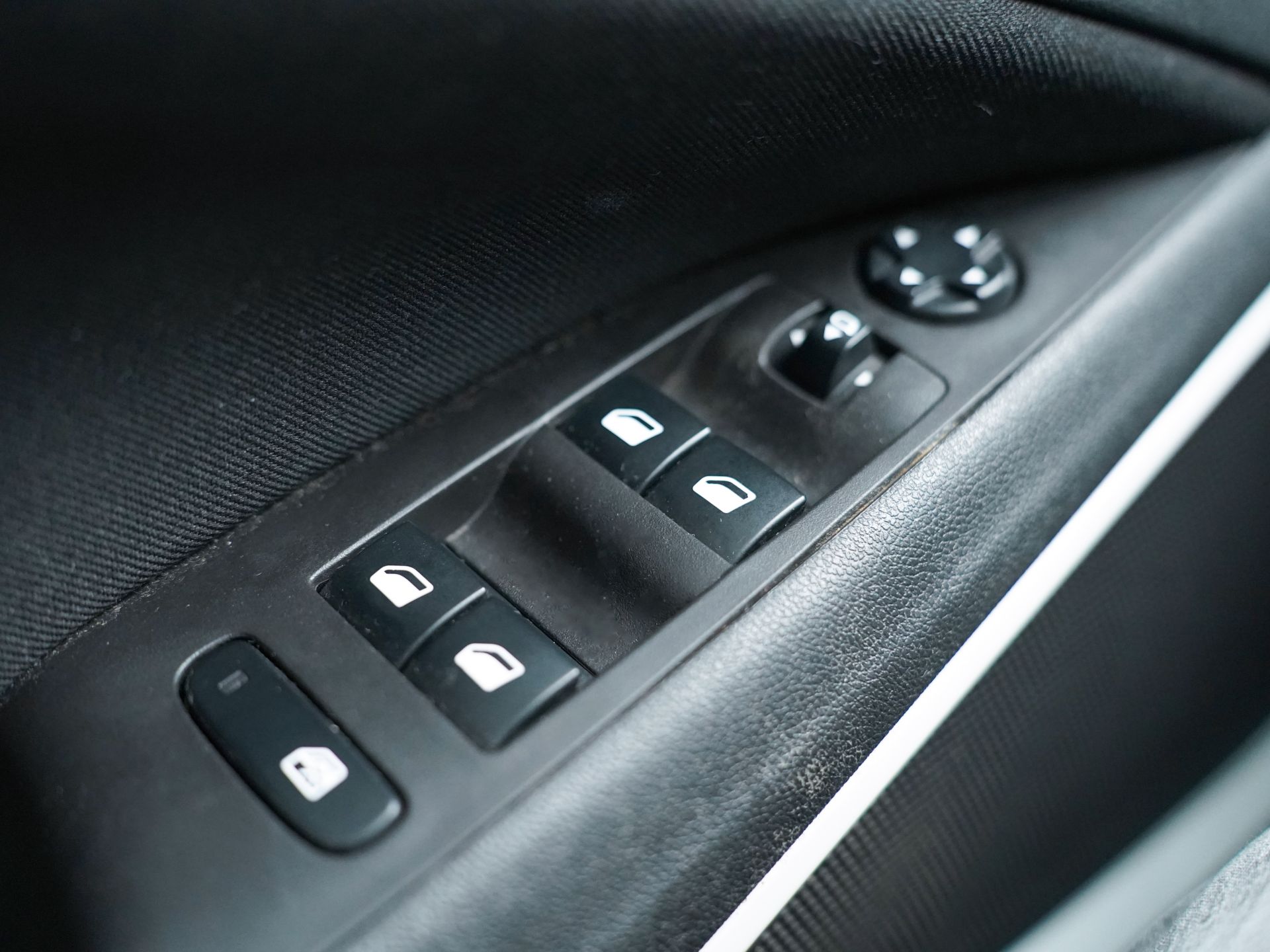 Opel Crossland X 1.2 81kW Design Line 120 Aniversario S/S