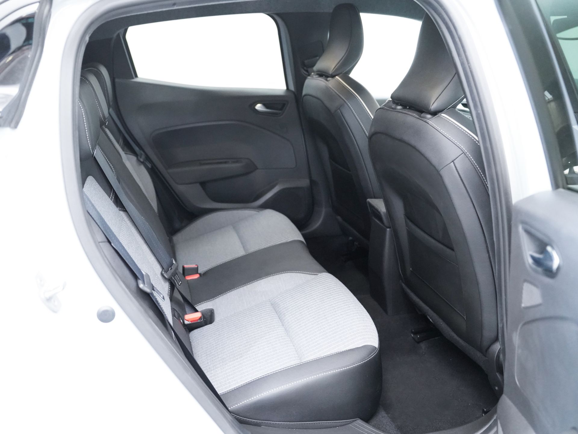 Renault Clio Techno TCe 100 (74kw) GLP