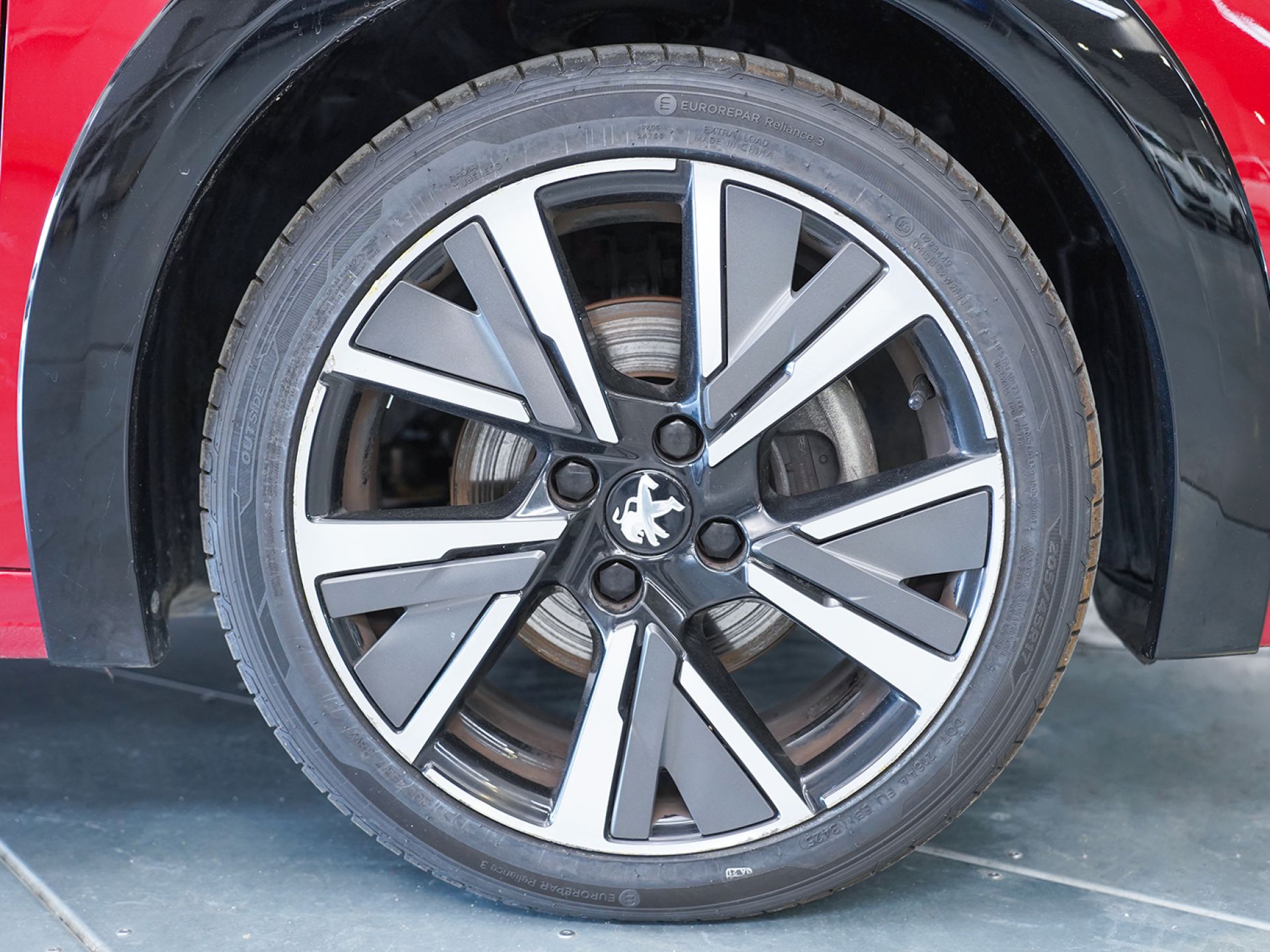 Peugeot 208 PureTech 96kW (130CV) EAT8 GT