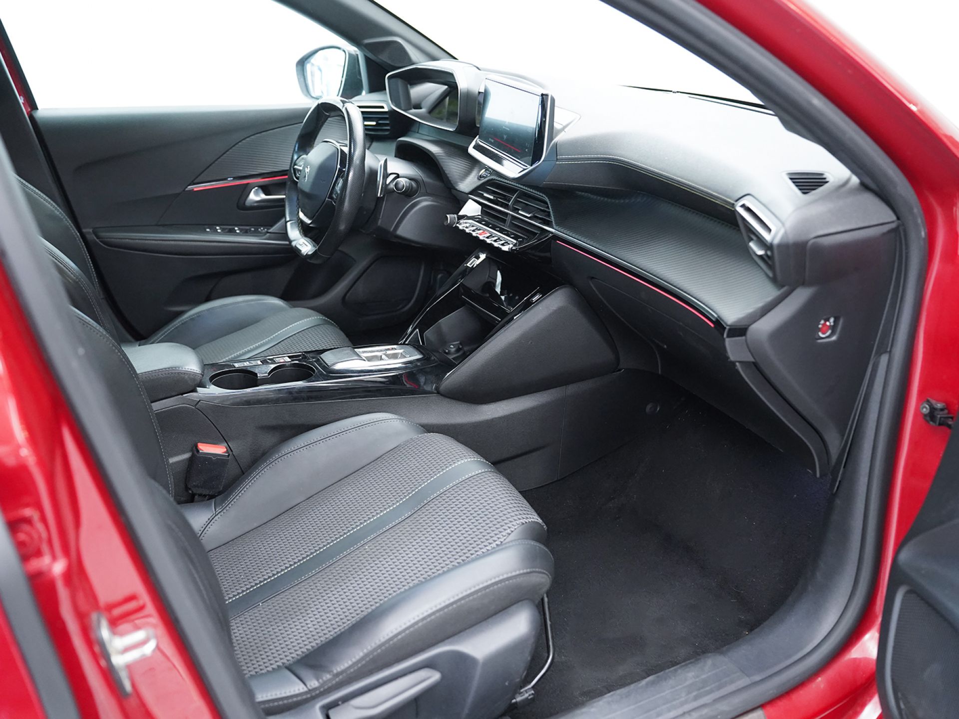 Peugeot 208 PureTech 96kW (130CV) EAT8 GT