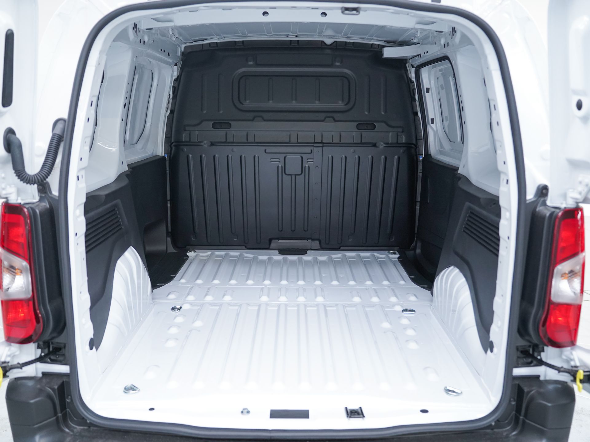 Opel Combo Cargo M 1000kg Diesel 1.5 100HP S&S MT E