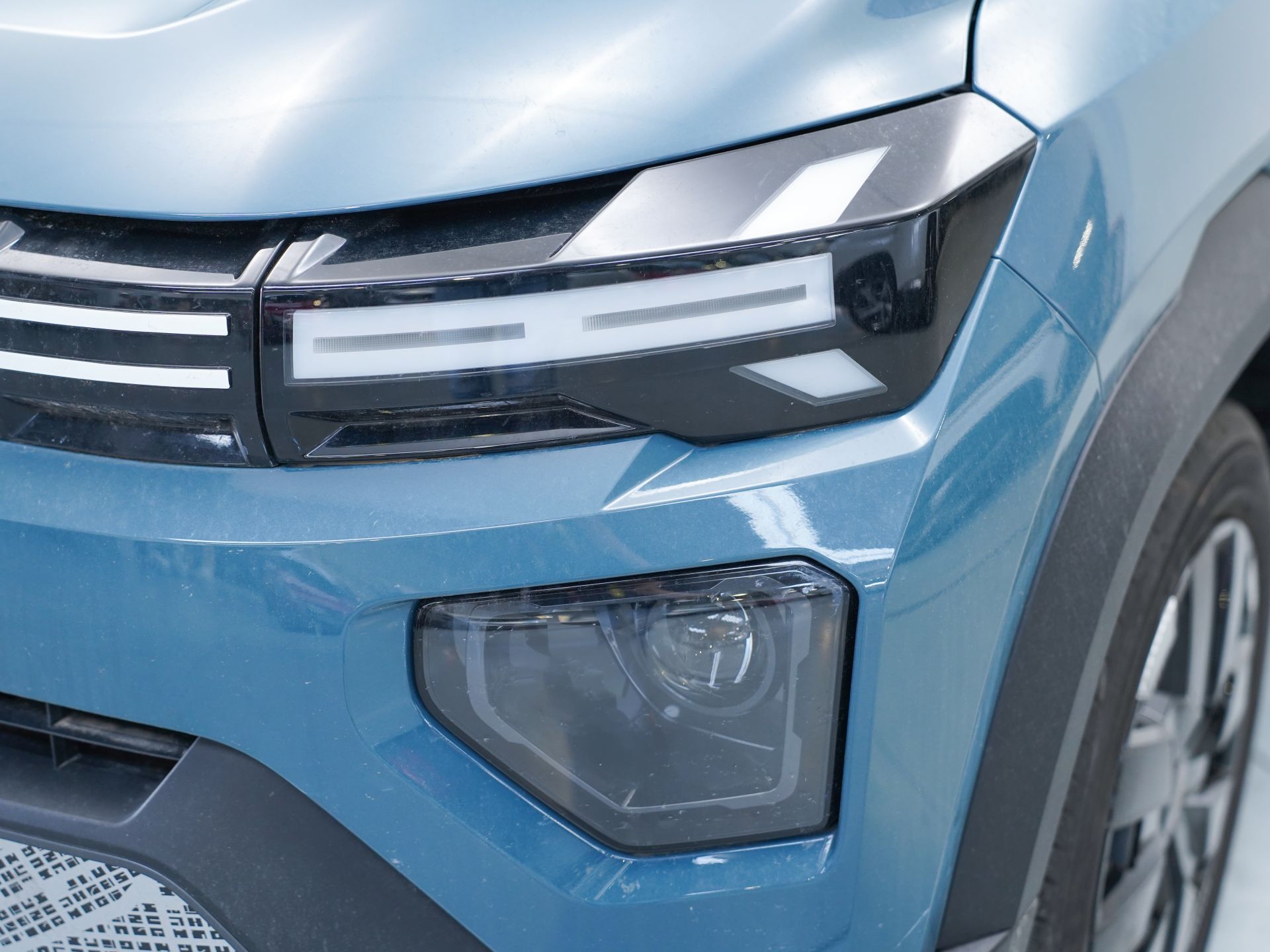 Dacia Spring Extreme Electric 48kW (65CV)