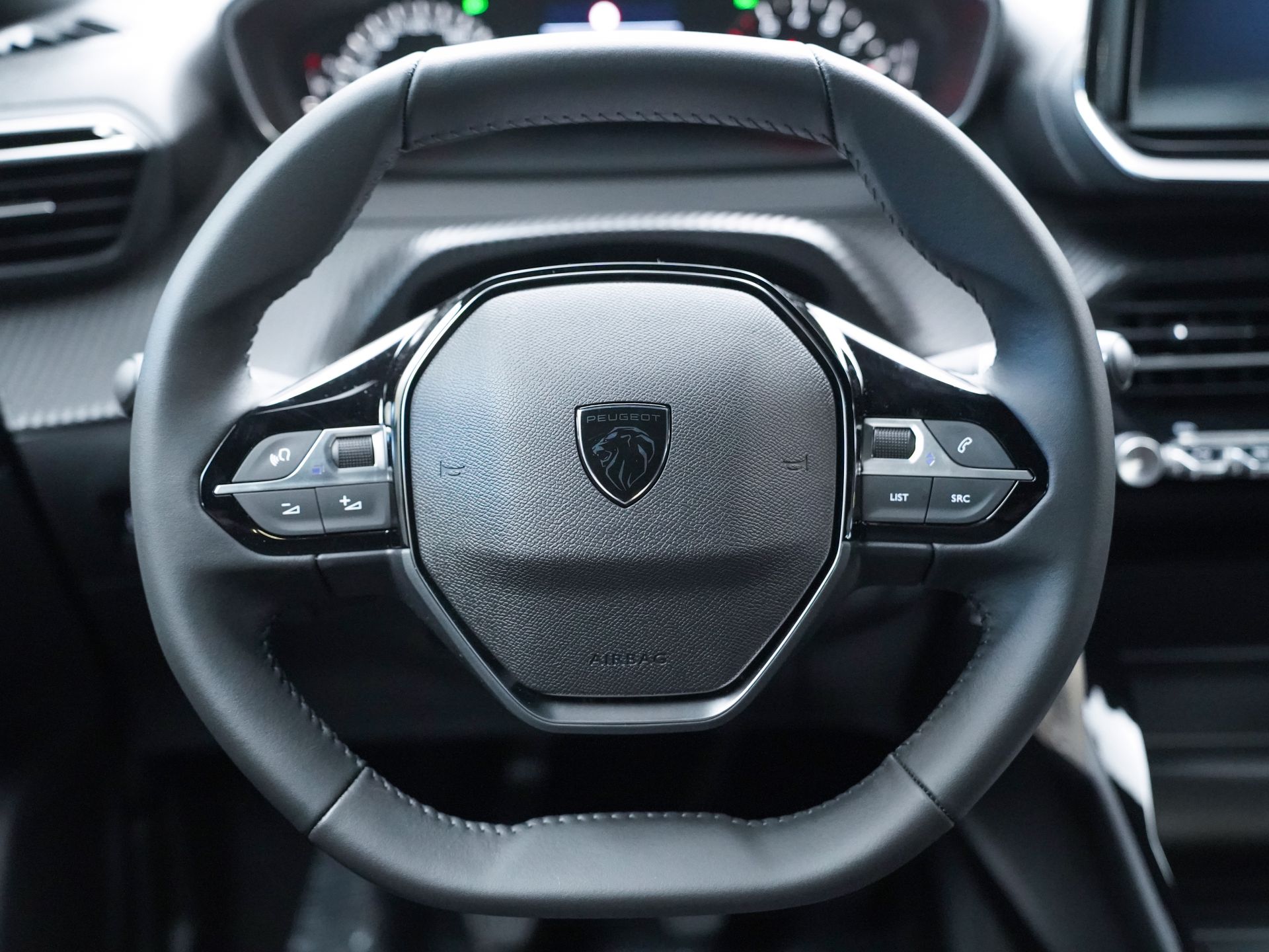 Peugeot 2008 Style Gasolina 100 S&S 6 Vel. MAN